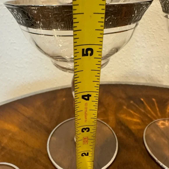 8 1950’s Glastonbury Lotus Rambler Rose Platinum Cordial -6 Champagne Co… - Picture 9 of 12